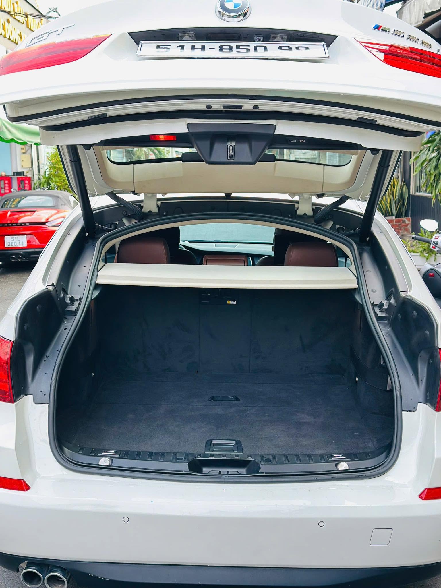 BMW 528GT Model 2018 - đẳng cấp xe sang, giá cực tốt - Ảnh 11