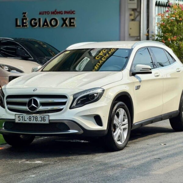 Alternative view of Mercedes - Benz GLA200 (Model 2017) gầm cao sang trọng, giá siêu tốt