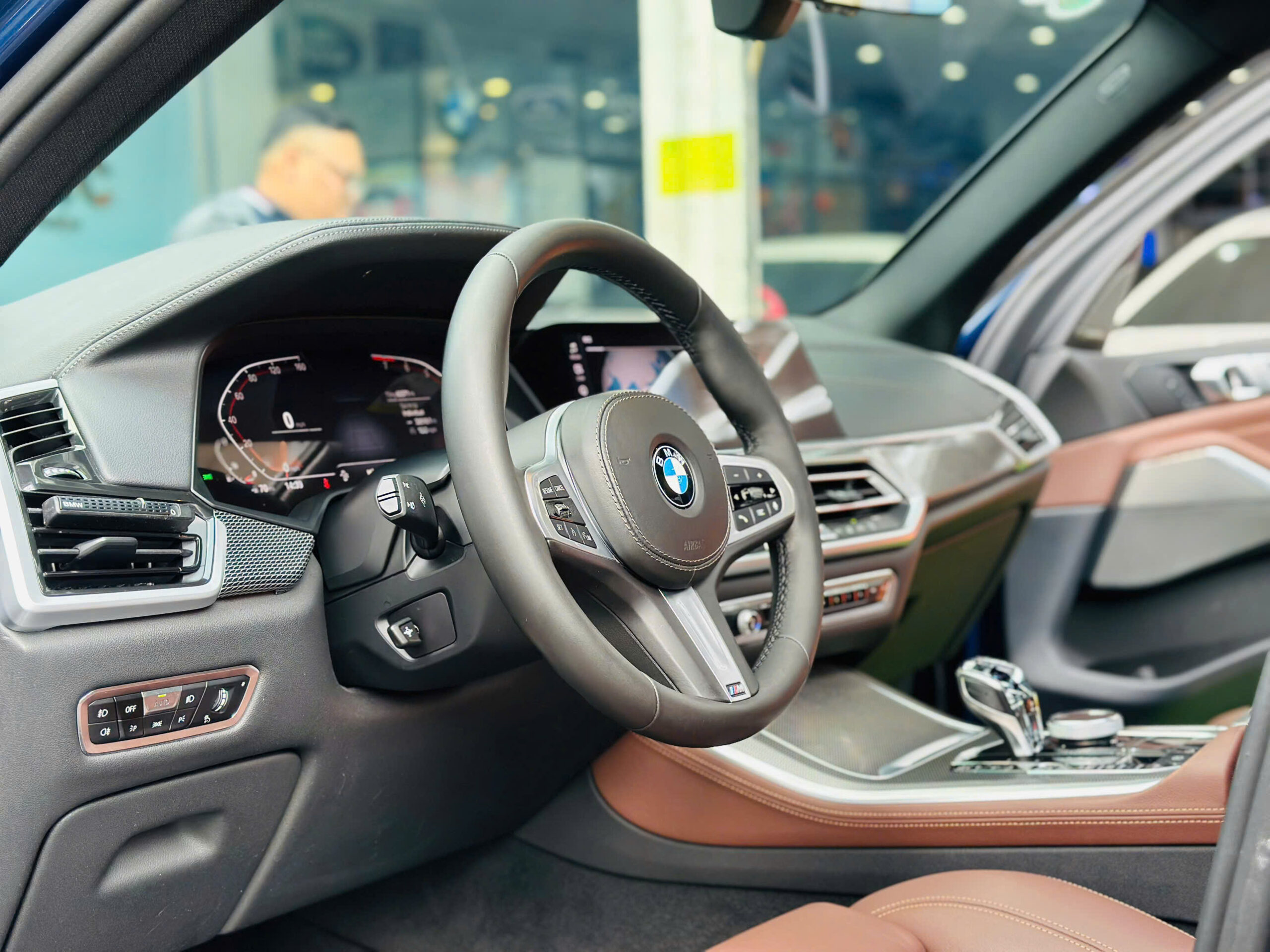 BMW X5 xDrive40i M-SPORT (G05) Model 2021 - Ảnh 27