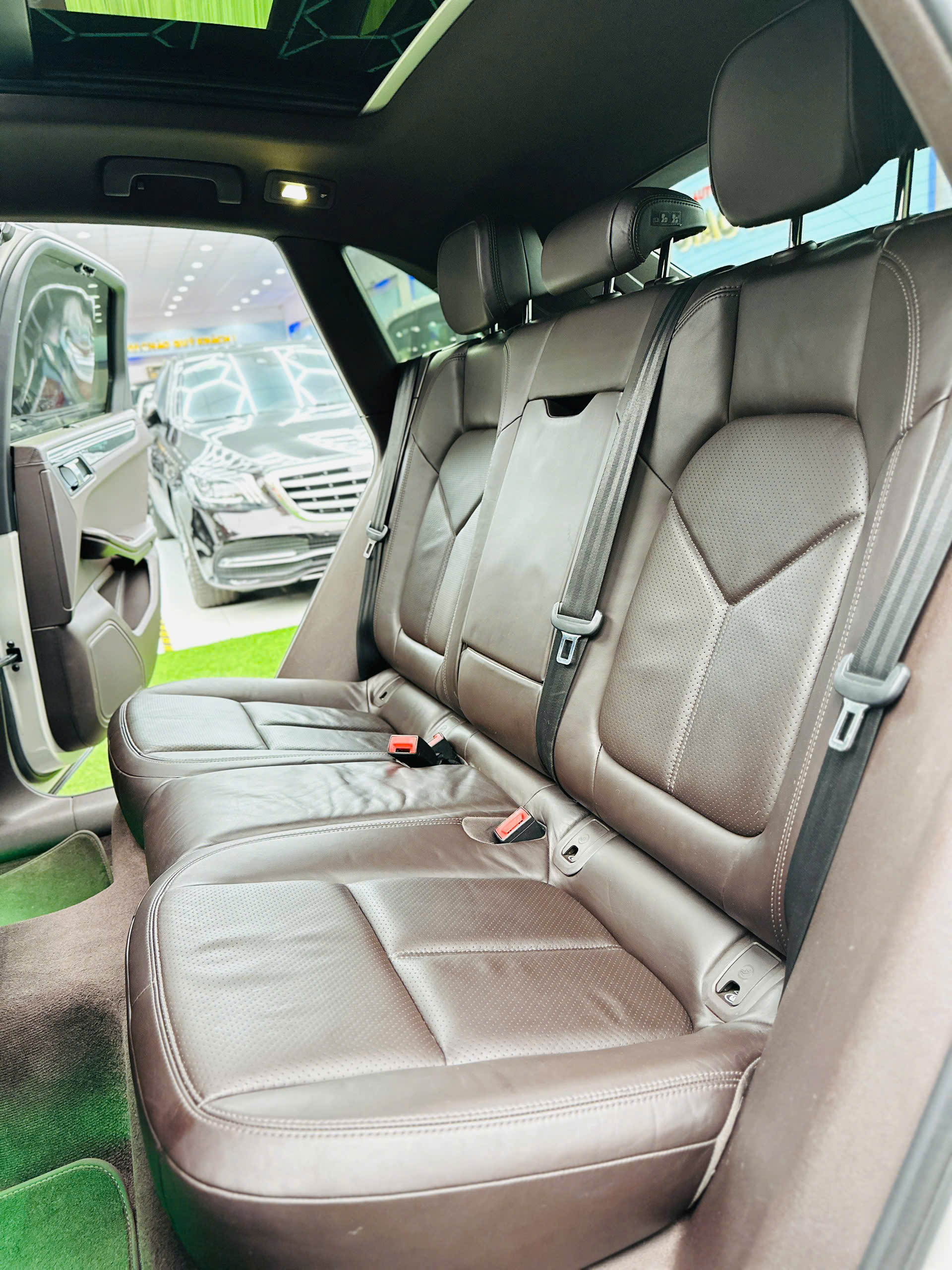 Porsche Macan 2019 cực chất - giá chỉ 1 tỷ 868 triệu - Ảnh 19